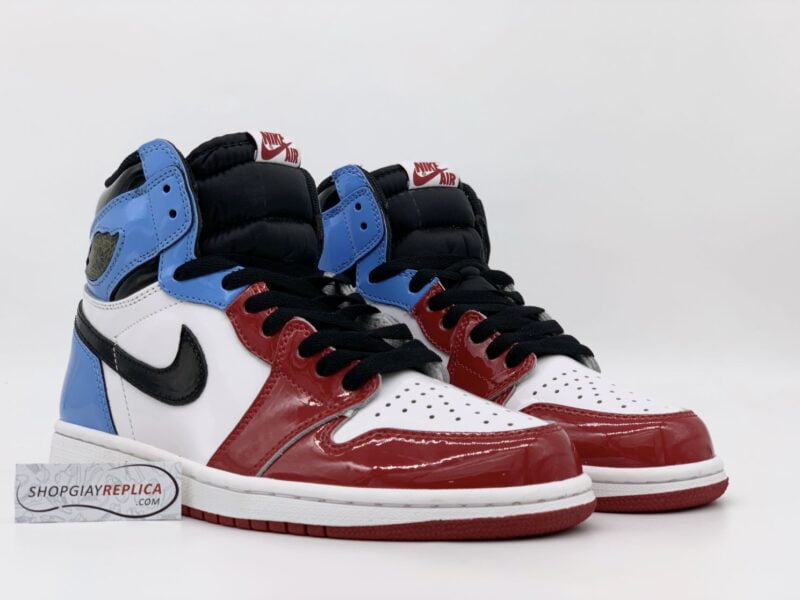 giày Air Jordan 1 Retro High Fearless UNC Chicago