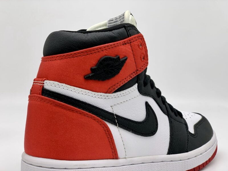 Air Jordan 1 Retro High Satin Black Toe Replica 1 1