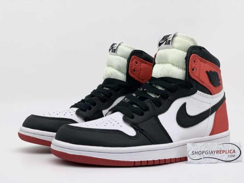 Air Jordan 1 Retro High Satin Black Toe Rep 1:1