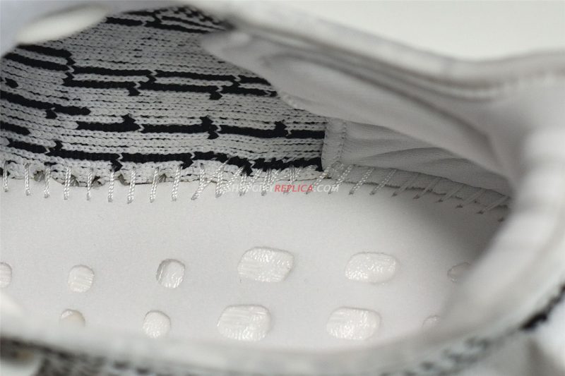 Giày Adidas Yeezy 350 V2 ‘Zebra’ rep 1:1