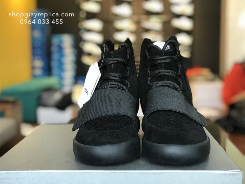 giày Adidas Yeezy Boost 750 triple black replica