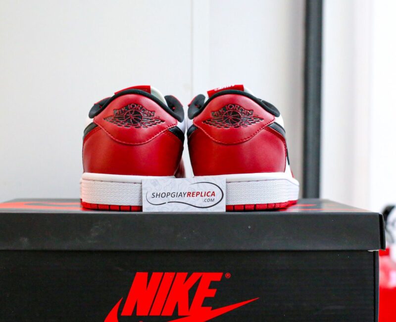 Giày Nike Air Jordan 1 Retro Low Chicago