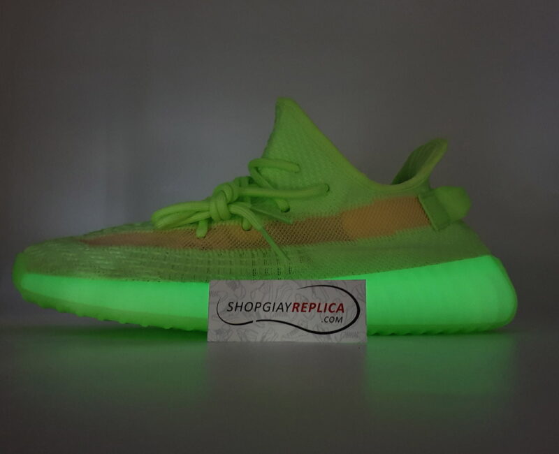 giày adidas yeezy 350 v2 glow replica