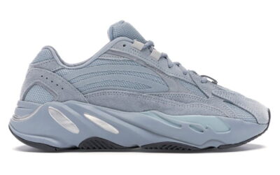 Giày Adidas Yeezy 700 V2 Hospital Blue Replica