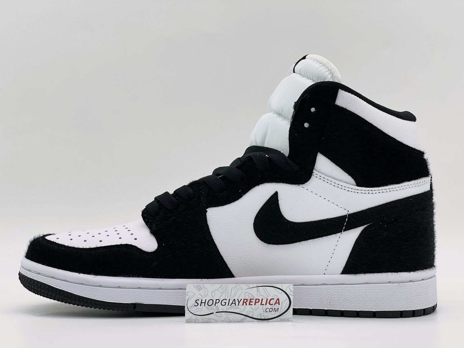 Giày Nike Air Jordan 1 High Twist Panda 11