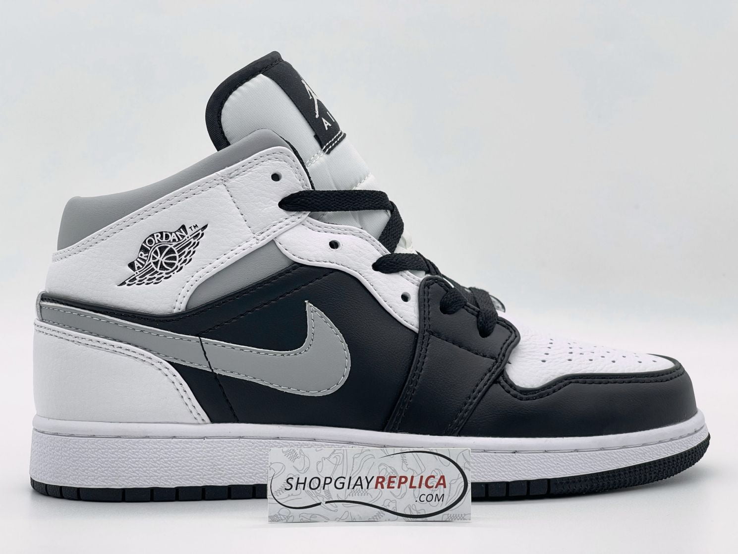 Nike Air Jordan 1 Mid White 