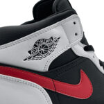 Nike Air Jordan 1 Mid Chile Red