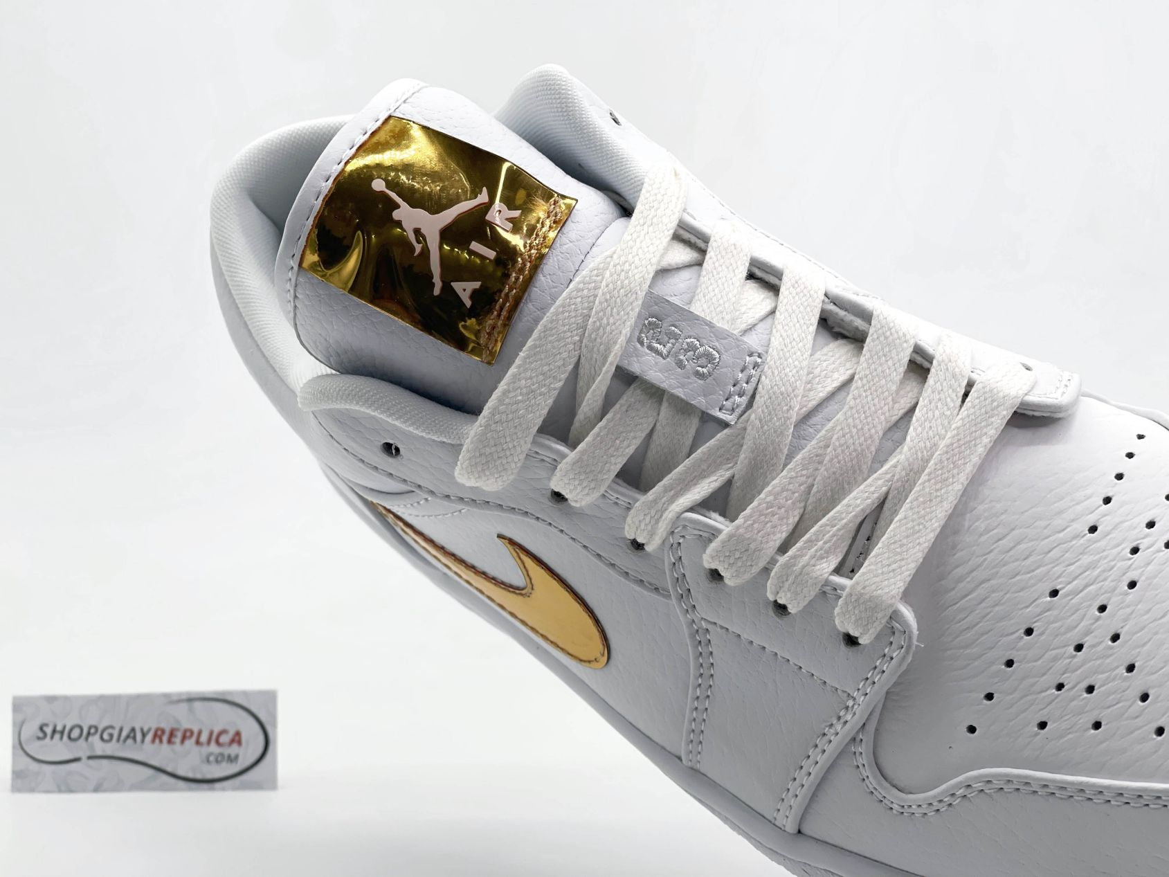 Box Nike Air Jordan 1 Low  Metallic Gold
