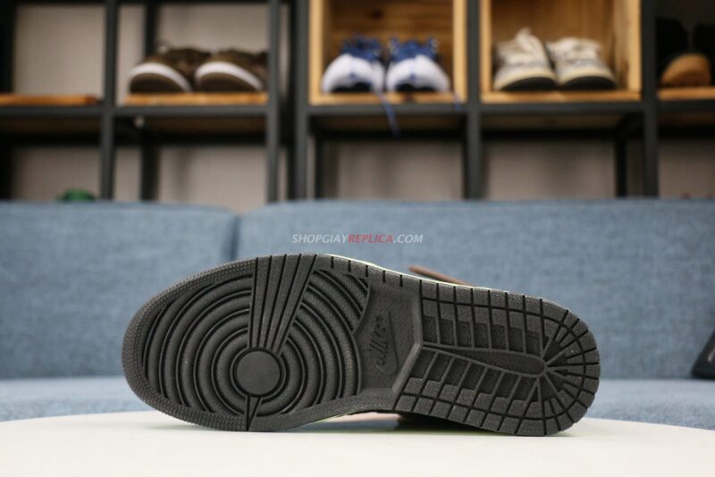 Giày Nike Air Jordan 1 Retro High Tokyo Bio Hack Like Auth