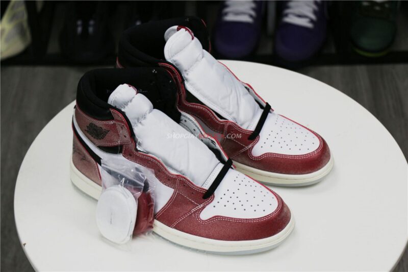 giày Air Jordan 1 đỏ trắng