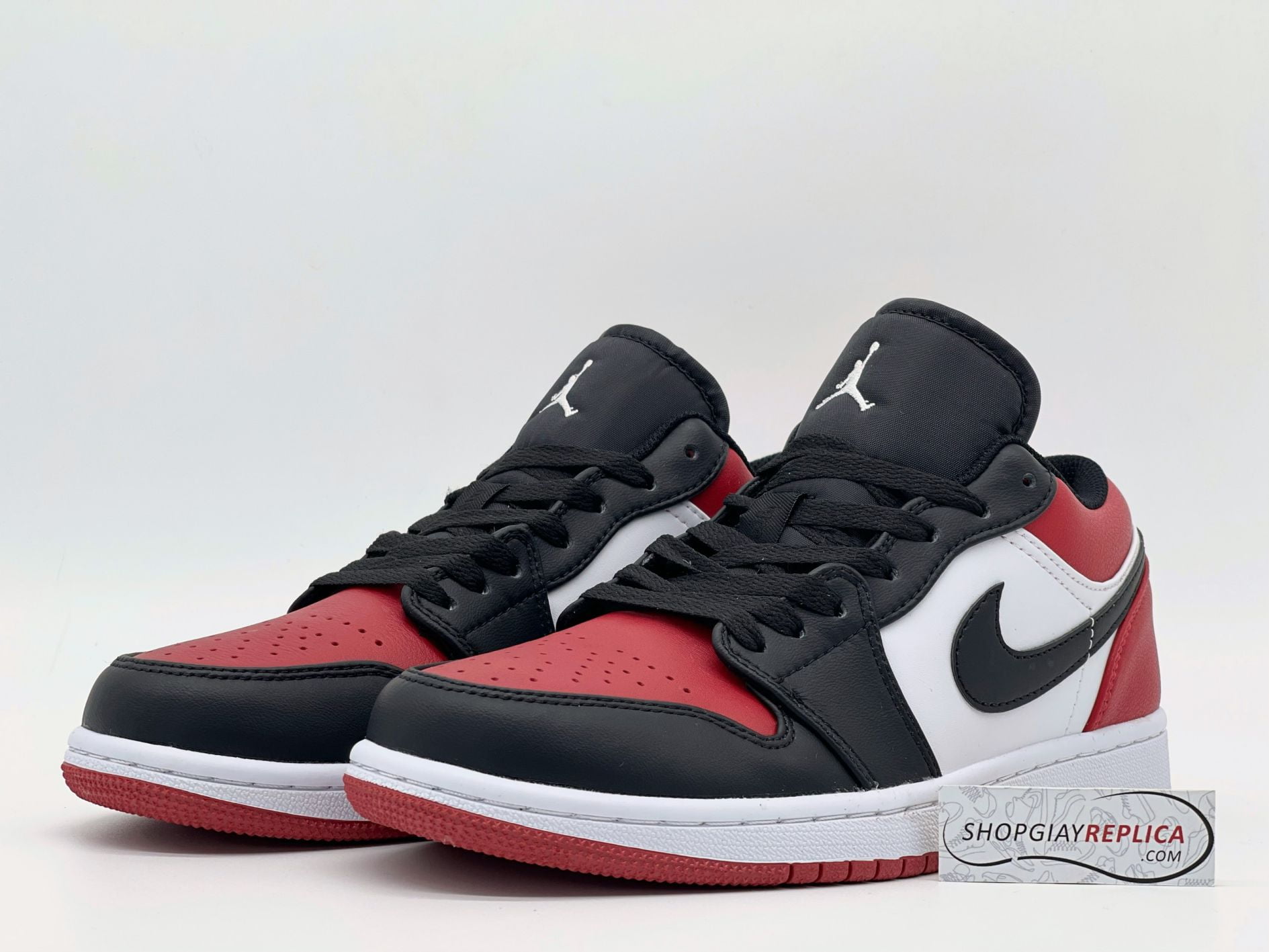 Giày Nike Air Jordan 1 Low Bred Toe