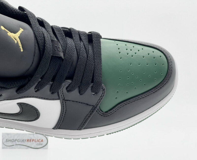 Air Jordan 1 Green Toe