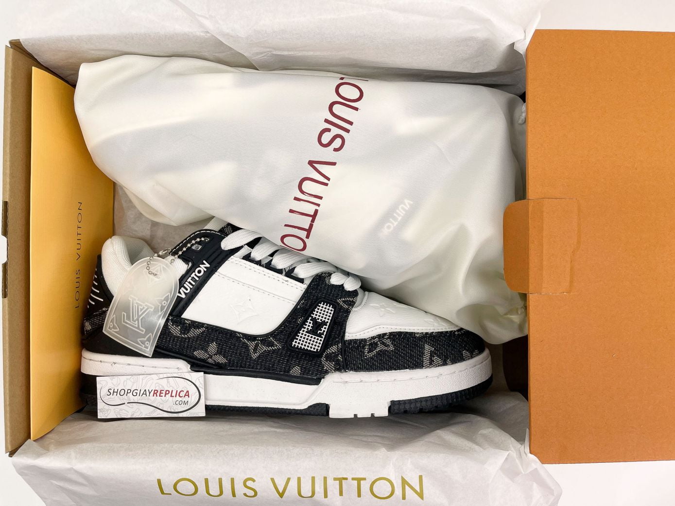 Giày và hộp box Louis Vuitton LV Trainer Monogram Denim Black Siêu Cấp