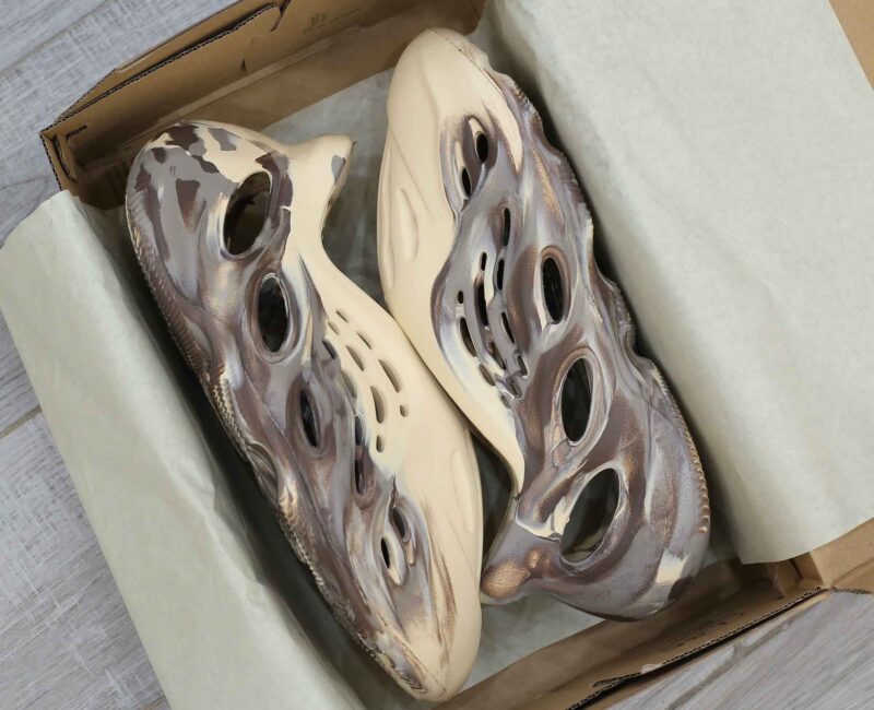 Adidas Yeezy Foam Runner ‘MX Cream Clay’