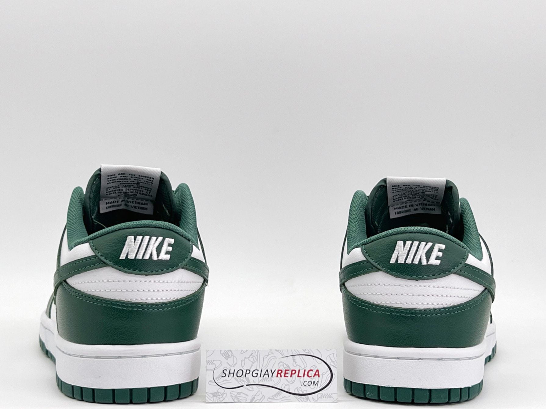 Giày Nike Dunk Low ‘Michigan State’ mông vuông