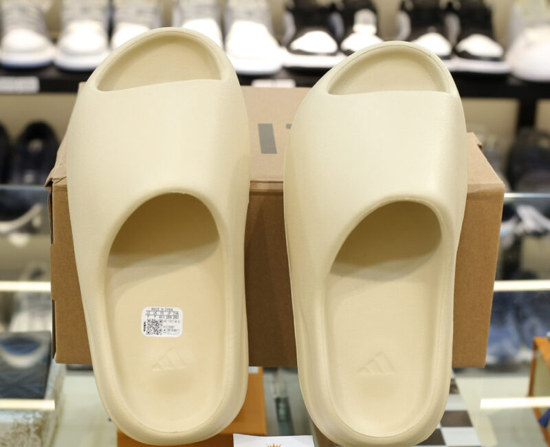 Dép Adidas Yeezy Slide ‘Bone’ ( 2022 vân Nhám ) Best Quality