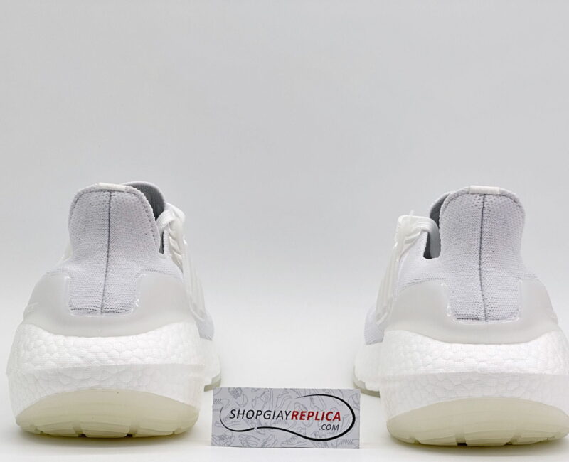 Giày Adidas UltraBoost 22 Triple White Like Auth
