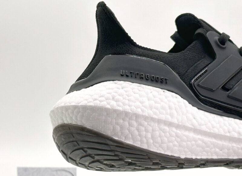 Giày Adidas UltraBoost 22 Core Black White Like Auth