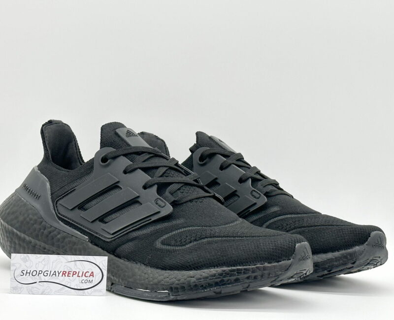 Giày Adidas UltraBoost 22 Triple Black Like Auth