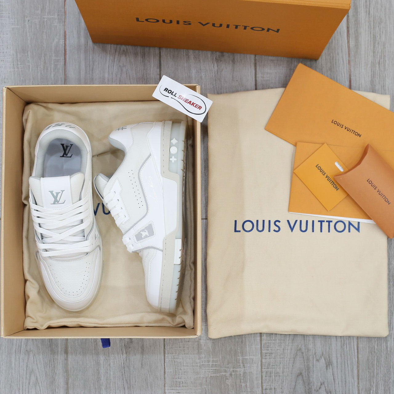Giày Louis Vuitton LV Trainer 54 White Navy Like Auth