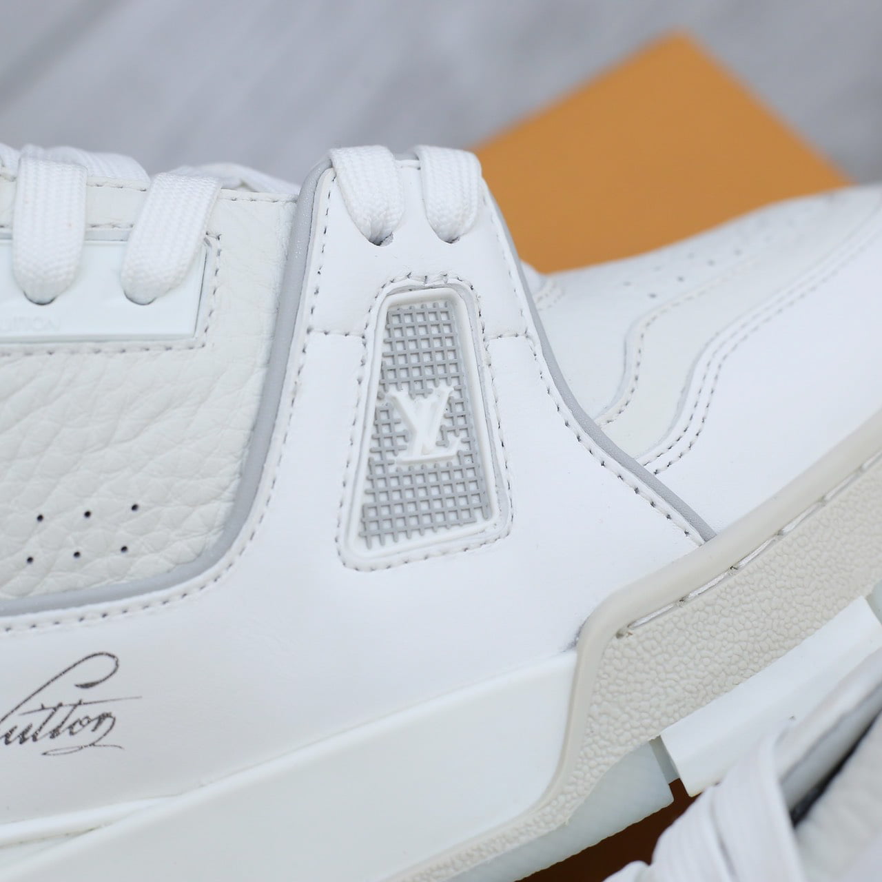 Giày Louis Vuitton Lv Trainer #54 Signature White Like Auth - Cop Sneaker