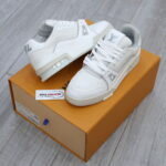 Giày Louis Vuitton Lv Trainer #54 Signature White Like Auth