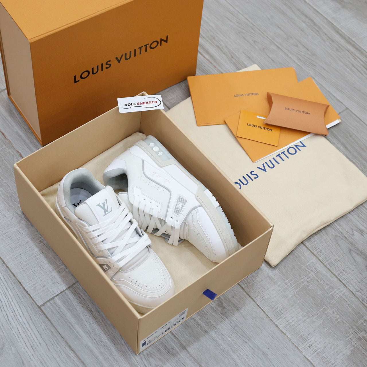 Giày Louis Vuitton Lv Trainer #54 Signature White Like Auth - Cop Sneaker