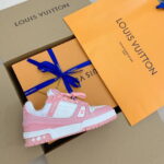Giày Louis Vuitton Lv Trainer Monogram màu Hồng Pink Like Auth