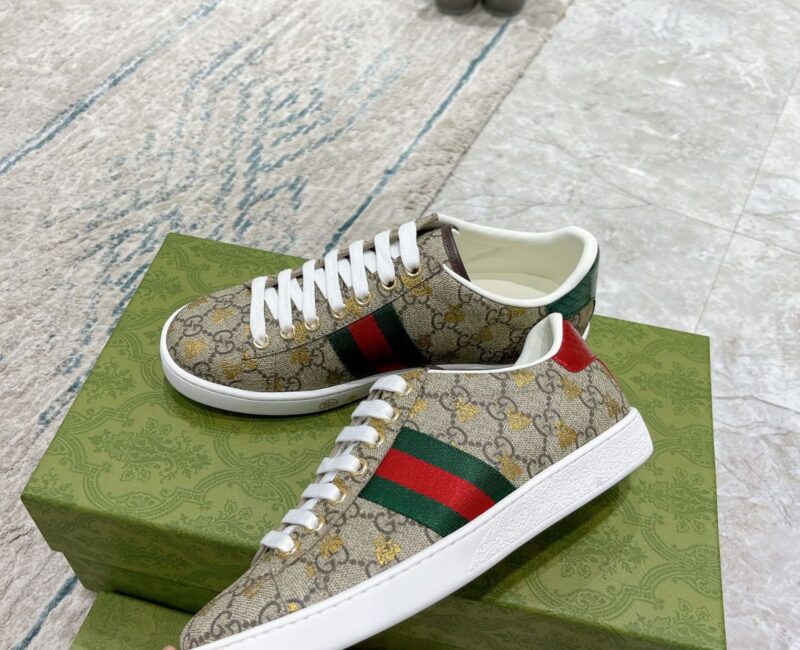 Giày Gucci Ace GG Supreme Canvas with Bees Like Auth