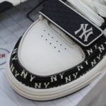 Giày MLB Chunky Liner Mid Classic Monogram New York Yankees Black Like Auth