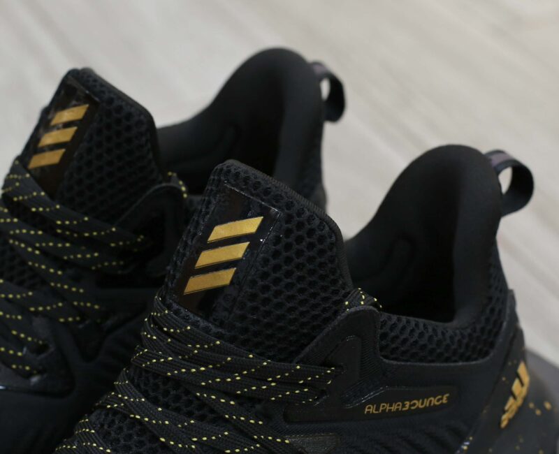 Giày Adidas Alphabounce Beyond Đen chấm Vàng