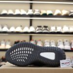 Giày Adidas Yeezy Boost 350 V2 ‘Bred’