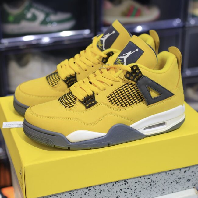 Giày Nike Air Jordan 4 màu vàng ‘Lightning’ 2021