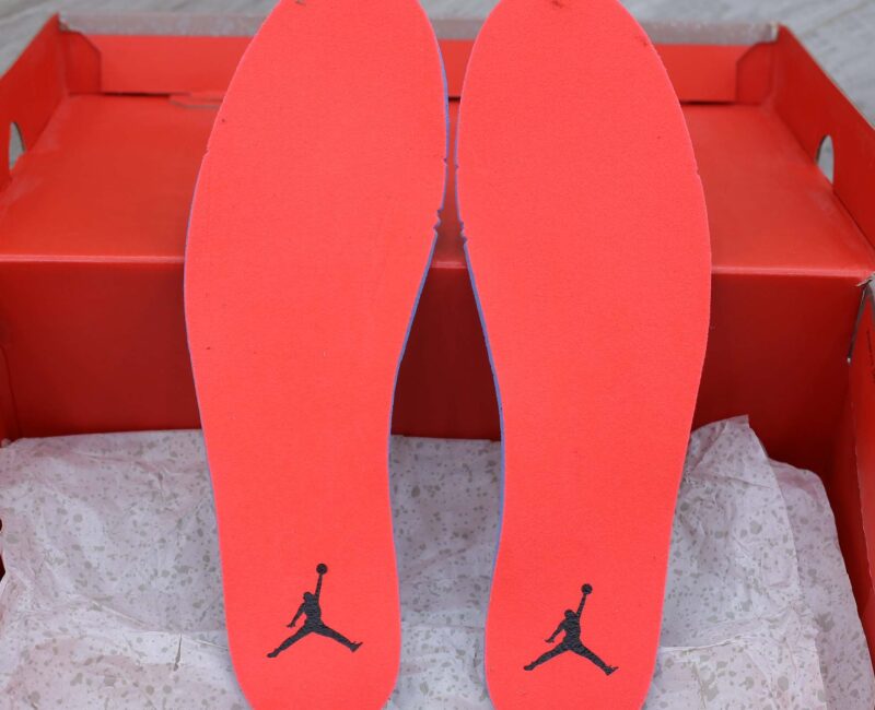 Nike Air Jordan 4 Retro ‘Taupe Haze’