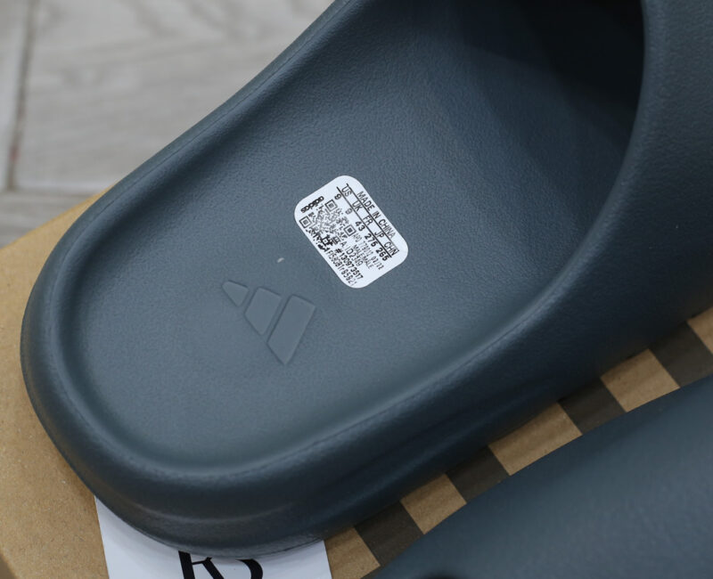 Dép Adidas Yeezy Slide ‘Slate Marine’ ( 2023 vân nhám) Best Quality