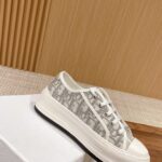 WALK’N’DIOR PLATFORM SNEAKER Gray Stone Dior Oblique Embroidered Cotton