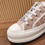 WALK’N’DIOR PLATFORM SNEAKER Nude Dior Oblique Embroidered Cotton