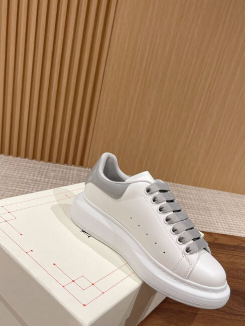 Giày Alexander Mcqueen Gót Xám Bóng Like Auth