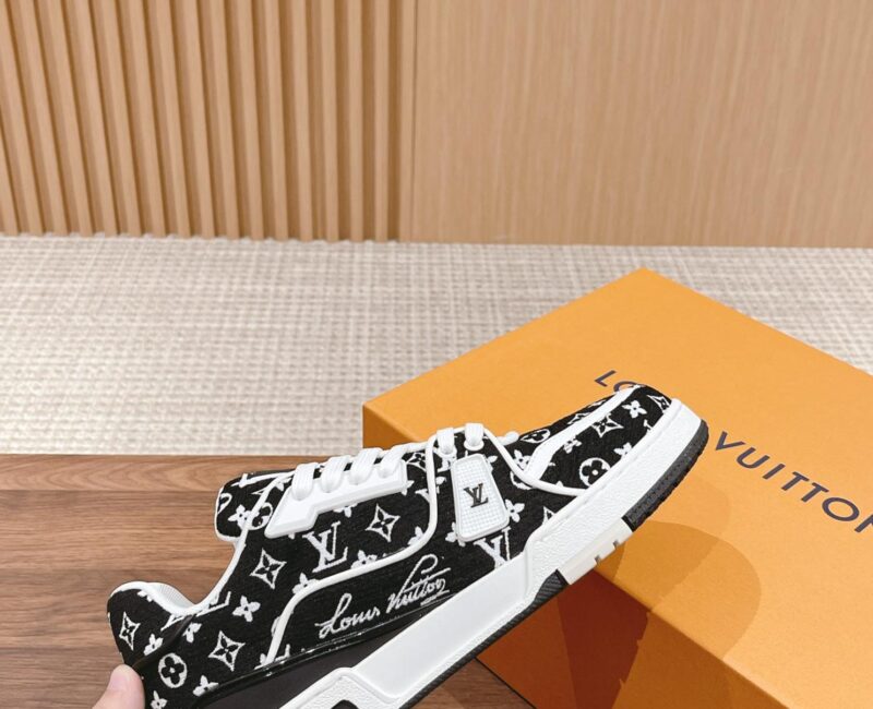 Giày Louis Vuitton LV Trainer Monogram Black Fabric Best Quality