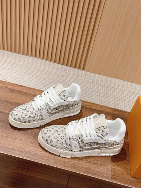 Giày Louis Vuitton Lv Trainer #54 Monogram Sọc Beige