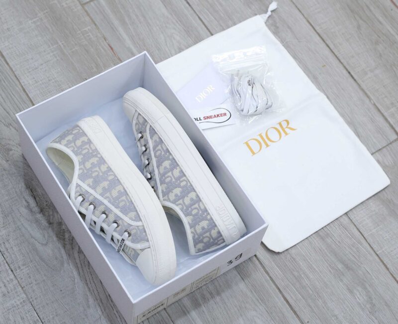 Giày WALK’N’DIOR SNEAKER Gray Stone Dior Oblique Embroidered Cotton