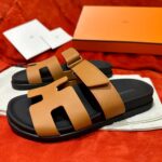 Dép Hermes Chypre Sandal Natural Black Epsom Leather Best Quality