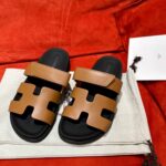 Dép Hermes Chypre Sandal Natural Black Smooth Calfskin Leather Best Quality