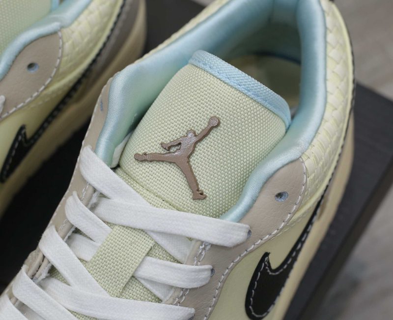 Giày Nike Air Jordan 1 Low SE 'Sanddrift Glacier Blue' Best Quality