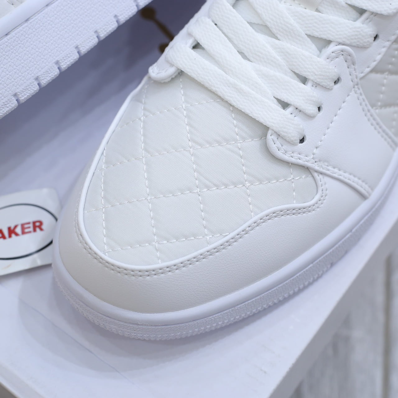 Giày Nike Air Jordan 1 Low ‘Triple White Quilted’ Best Quality