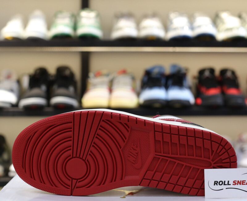 Giày Nike Air Jordan 1 Low Reverse Black Toe "W" Best Quality