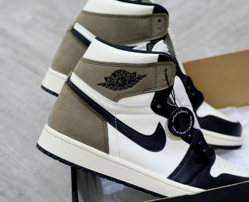 Nike Air Jordan 1 Retro High Dark Mocha Best Quality