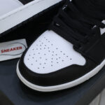 Giày Nike Air Jordan 1 Mid Black Chile Red White Best Quality