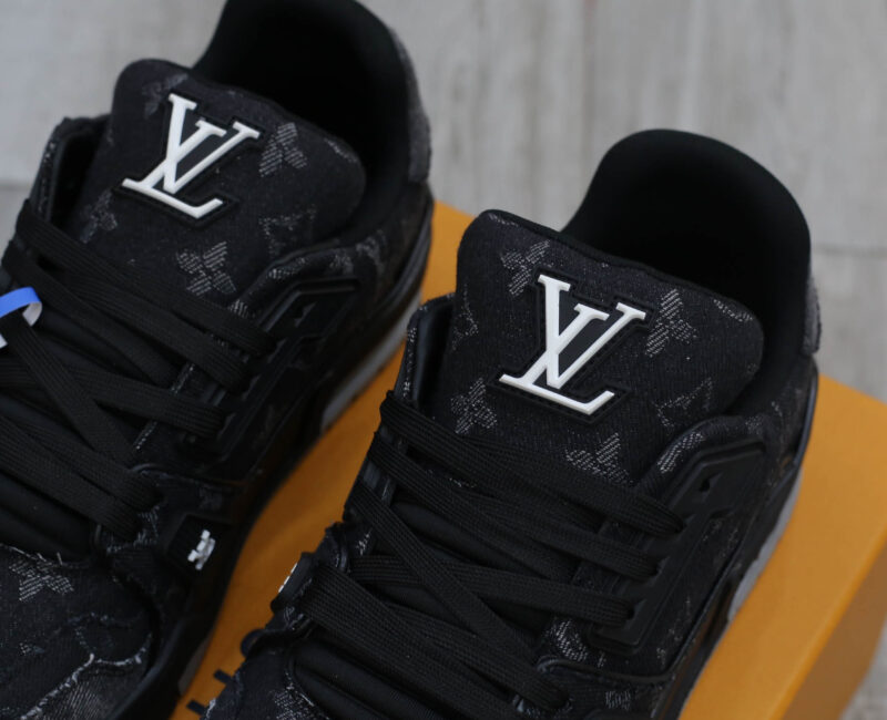 Giày Louis Vuitton LV Trainers 'Black' Like Auth