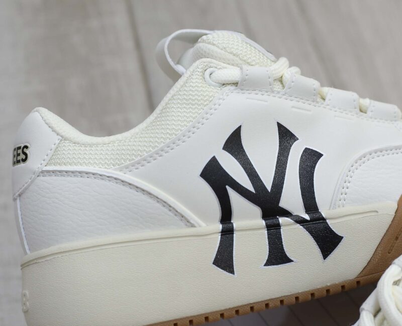 Giày MLB Chunky Wide New York Yankees Cream Trắng Kem Đế Nâu Like